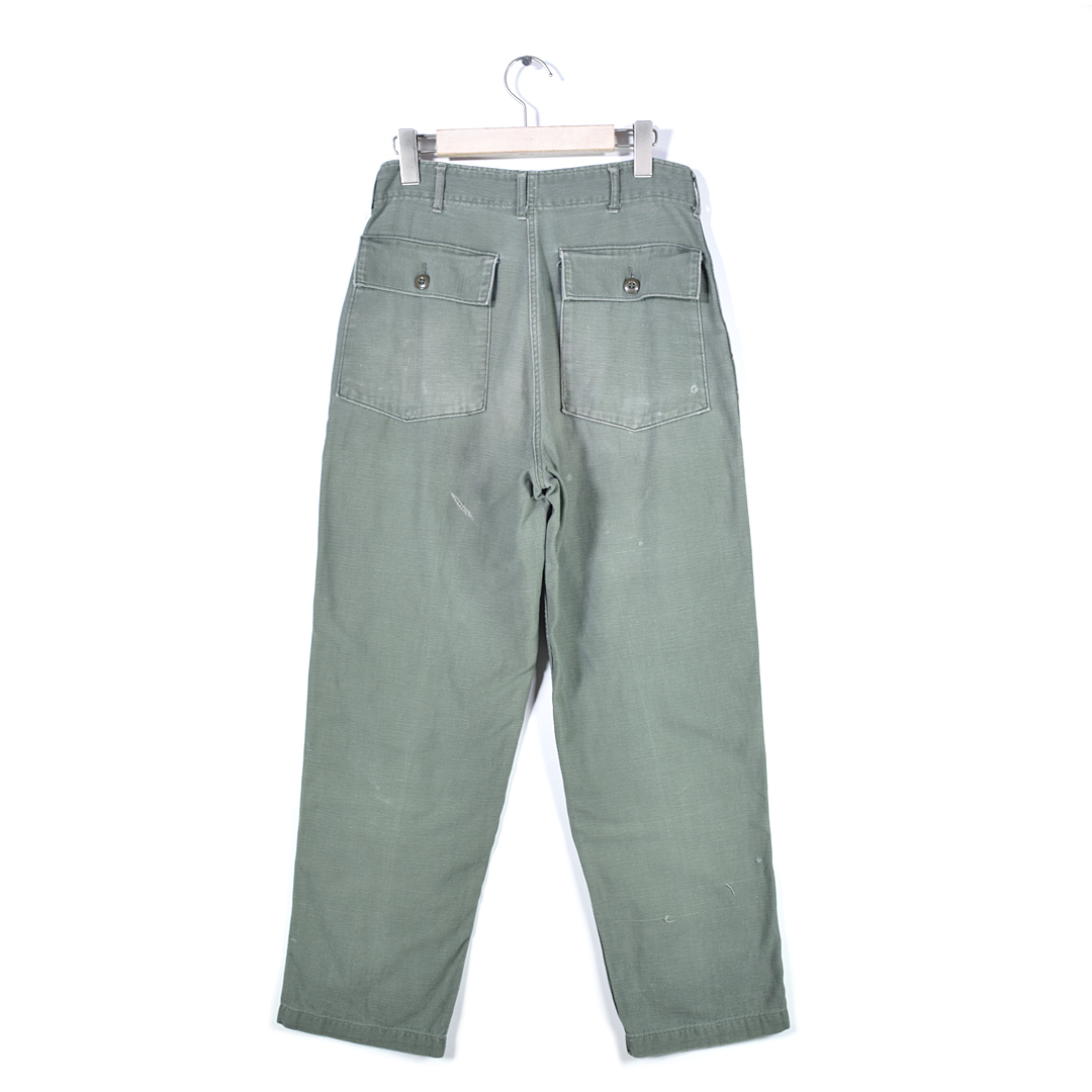 【送料無料】70s U.S.ARMY OG-107 ベイカーパンツ ファティーグパンツ 米軍 ミリタリー コットン ヴィンテージ W30 アメカジ 古著 @EB0010