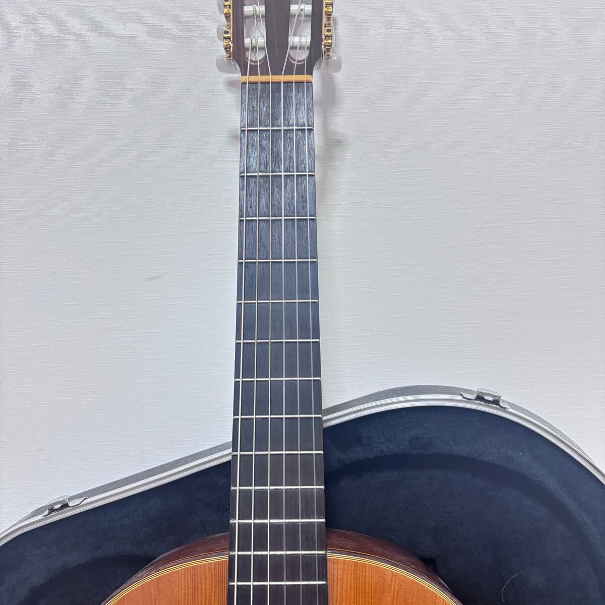 ■ 松岡良治 ギター MS60 LUTHIER RYOJI ハードケース付 □ 松岡良治 ギター MS60 LUTHIER RYOJI ハードケース付(本体