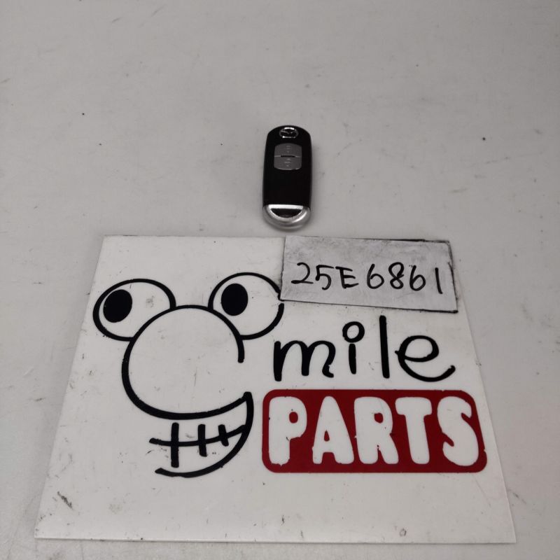 ＤＣ５Ｒ　ベリーサ　純正　キーレス?。牛保?２５Ｅ６８６１*同梱不可