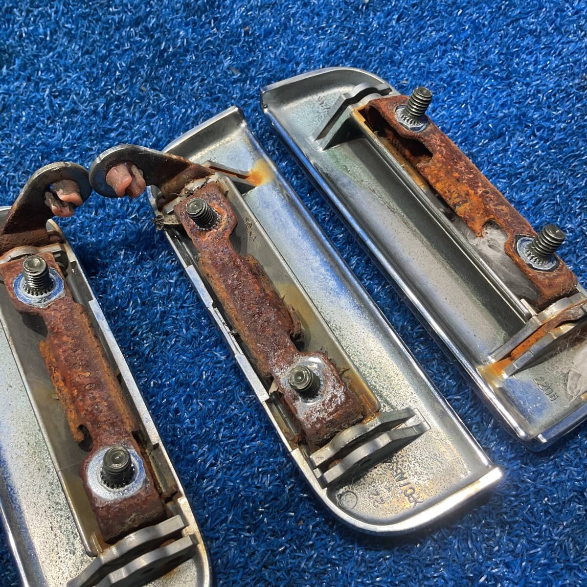 [AK-0029000][F1-6] H11 ダイハツ ミラジーノ L700S 152520km S07『　メッキ ドア アウターハンドル 　』　軽