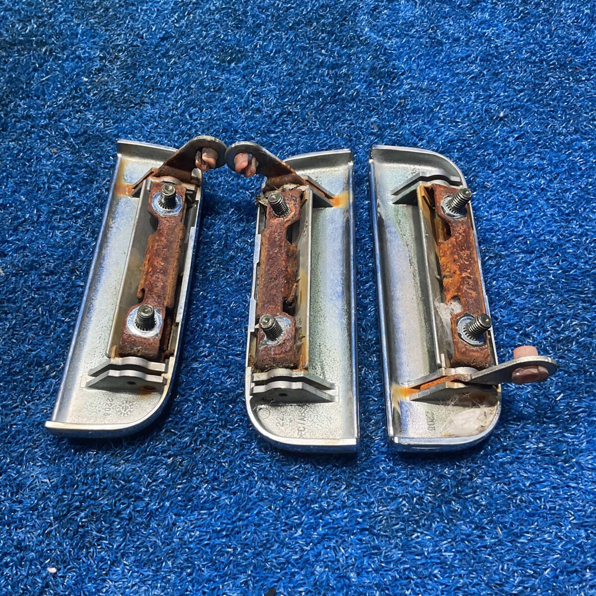 [AK-0029000][F1-6] H11 ダイハツ ミラジーノ L700S 152520km S07『　メッキ ドア アウターハンドル 　』　軽