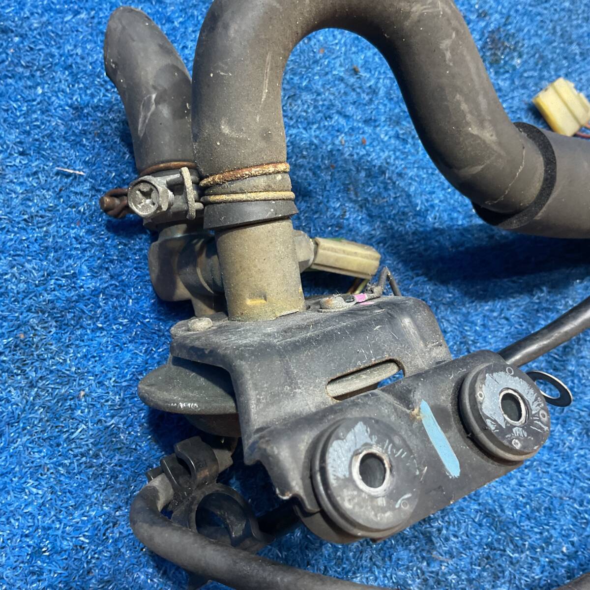[AK-0029479][Z3] S61 舊車 トヨタ カローラレビン AE86 GT-APEX MT　『　 純正 オートエアコン用 ヒーターバルブ 　』　543066