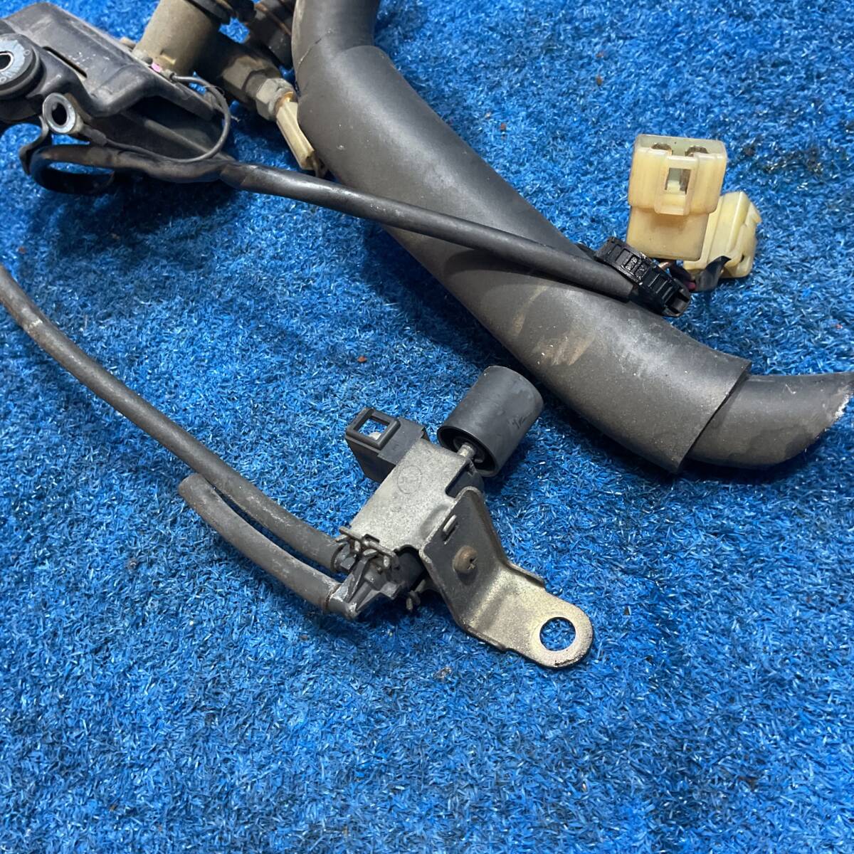 [AK-0029479][Z3] S61 舊車 トヨタ カローラレビン AE86 GT-APEX MT　『　 純正 オートエアコン用 ヒーターバルブ 　』　543066