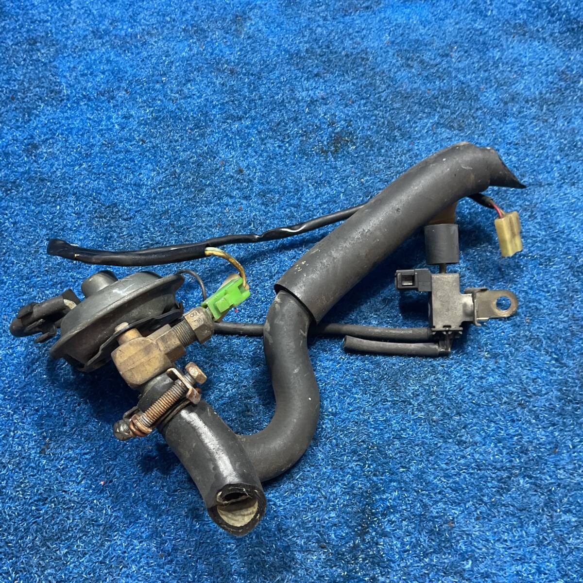[AK-0029479][Z3] S61 舊車 トヨタ カローラレビン AE86 GT-APEX MT　『　 純正 オートエアコン用 ヒーターバルブ 　』　543066