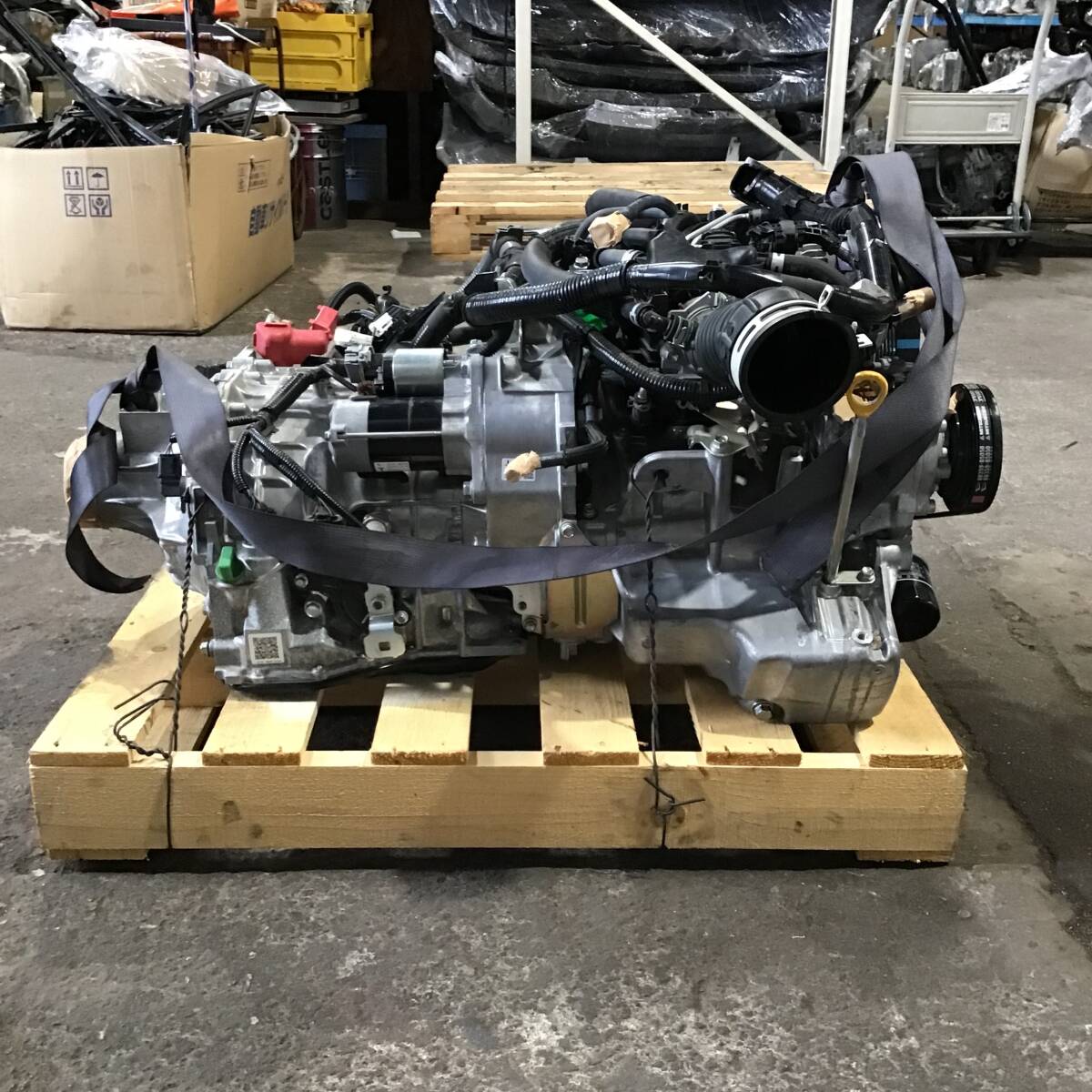 [AK-0029538] R06 ダイハツ ハイゼット カーゴ S700V　『　5360km エンジン ATミッション付き KF-VE　作動確認済み　』　623836_画像6