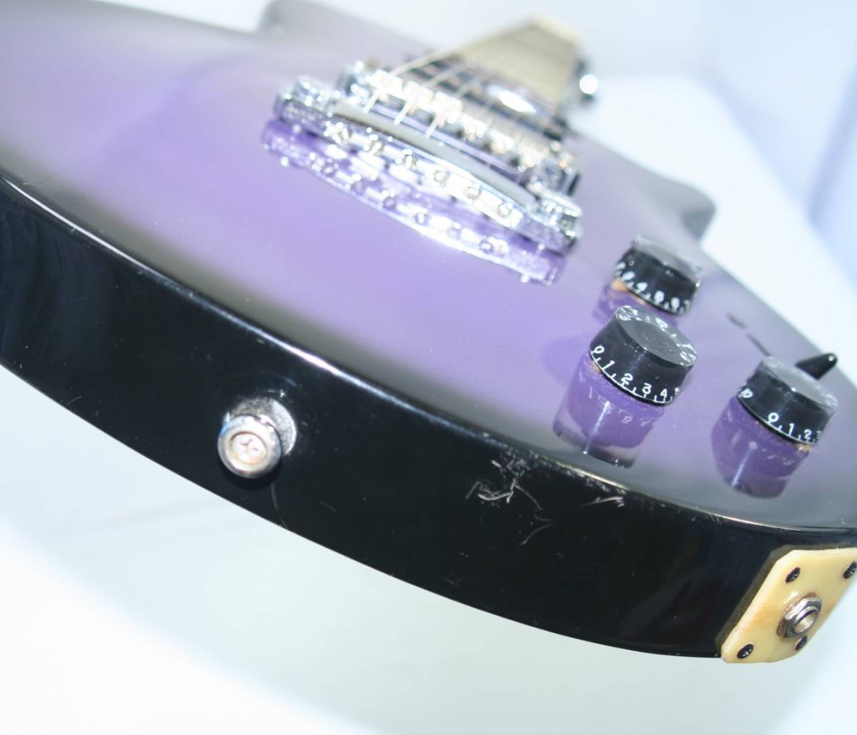 GRASS ROOTS GUITARS стакан roots гитара Lespaul модель чёрный фиолетовый 