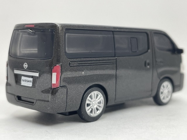 ■★NISSAN　NV350　CARAVAN　プルバックミニカー_画像2