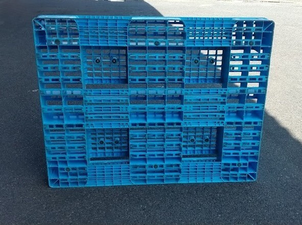 中古プラスチックパレット 14型 1400*1100*145　C546_画像2