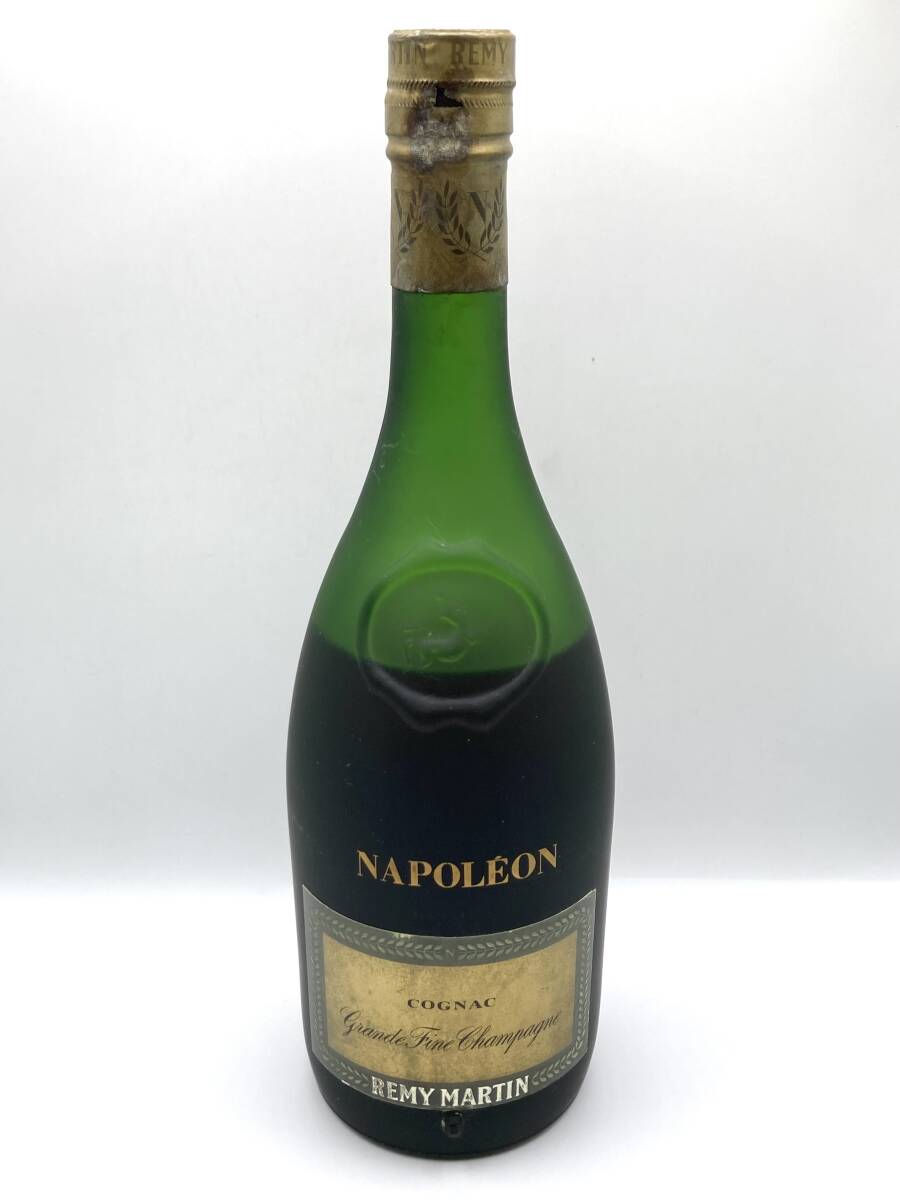 【13662】未開栓 REMY MARTIN NAPOLEON Grande Fine Champagne COGNAC レミーマルタン ナポレオン 700ml 液漏れあり