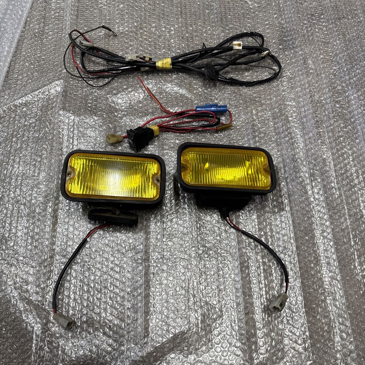年末のプロモーション大特価！ KS3 KS4 フォグランプ 純正オプション サンバーバン KV4 KV3 パーツ