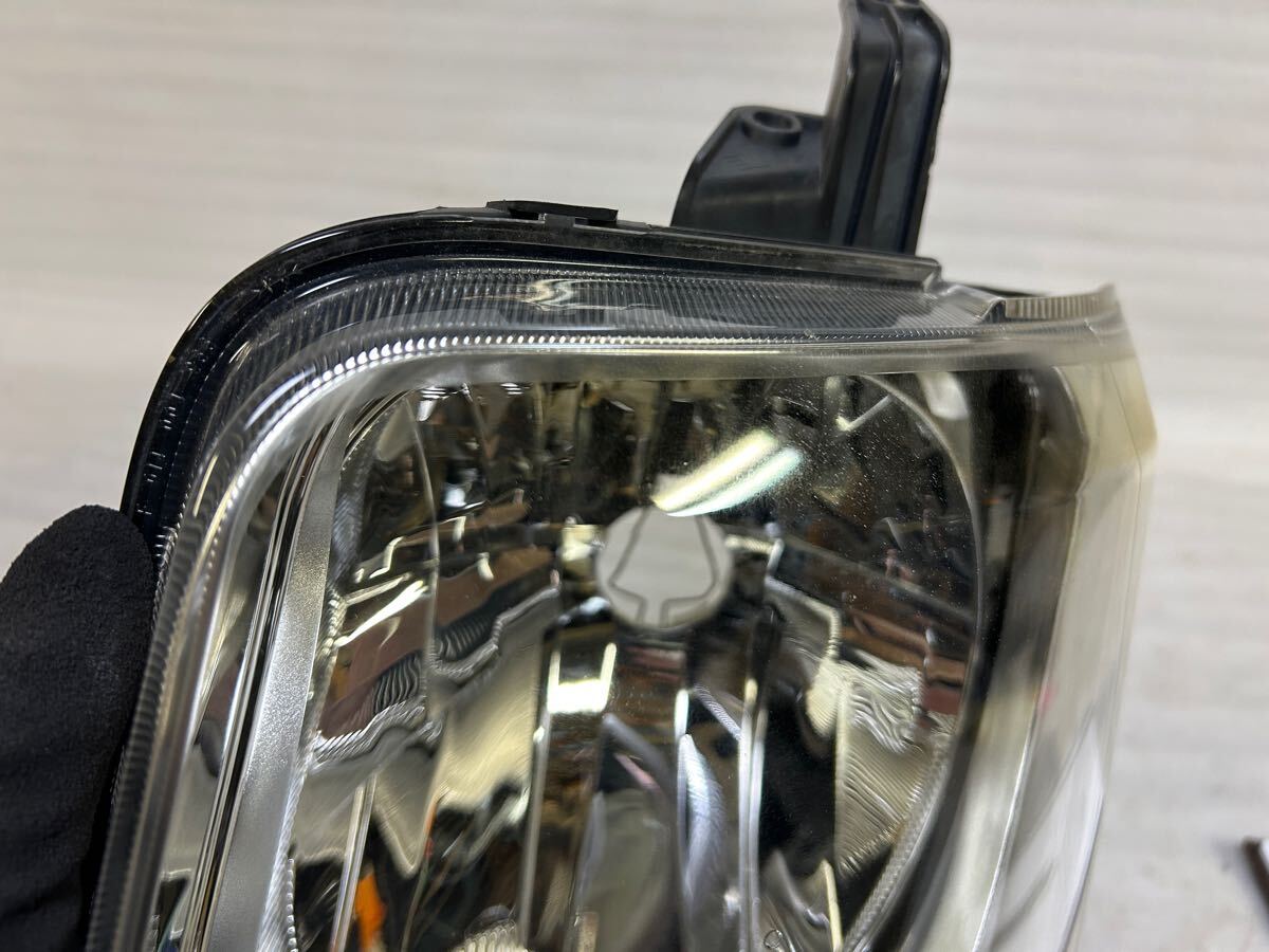 11255 Every Wagon DA64W левая передняя фара галоген LE04G6128