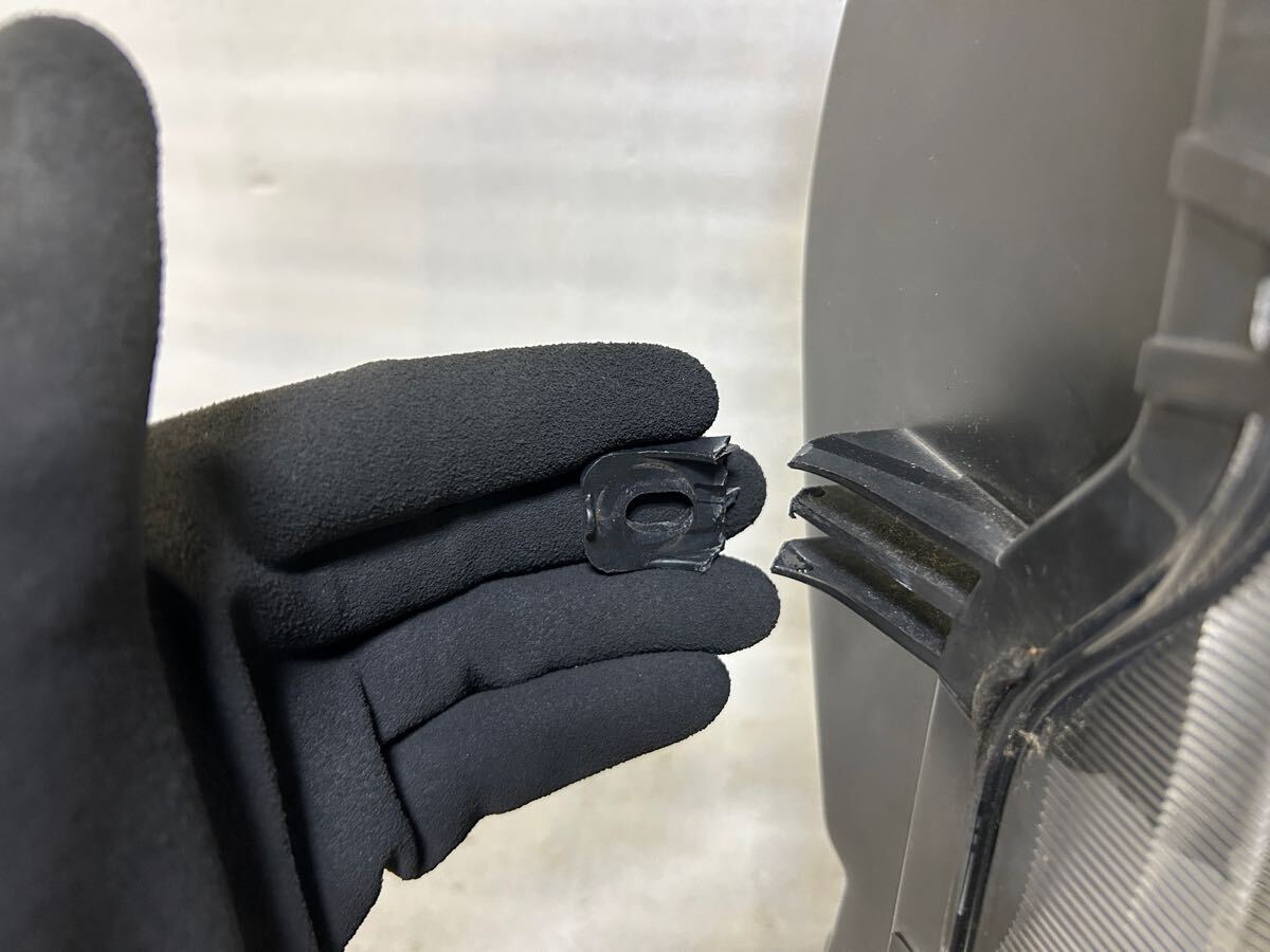 11255 Every Wagon DA64W левая передняя фара галоген LE04G6128