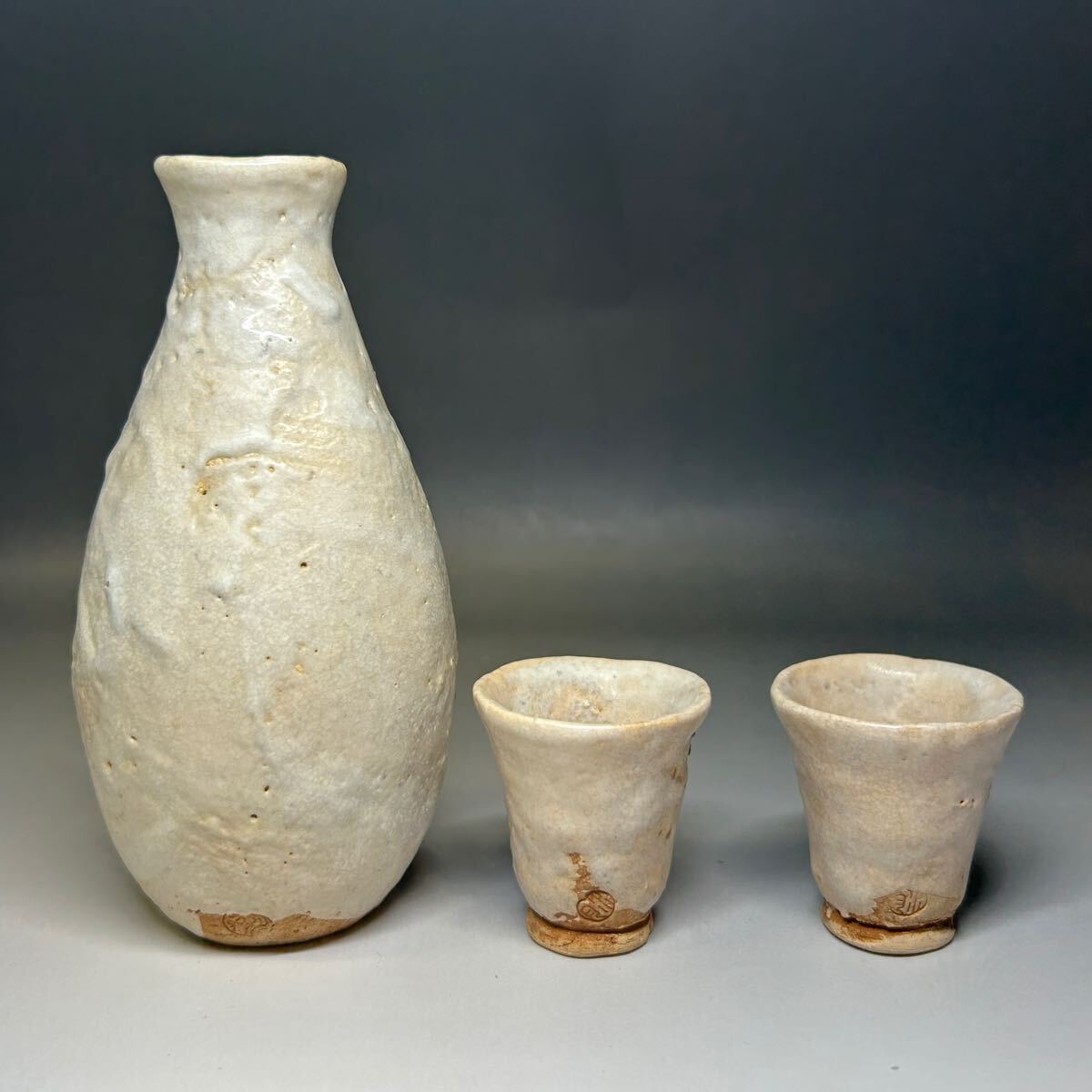 水月焼 ぐい呑 水月焼 天神蟹彫刻 酒器 ぐい呑み 徳利 検)佐々木二六 二六焼