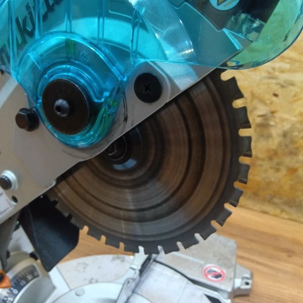 マキタ makita LS600DZ 18V 165mm充電式卓上丸のこ 本體のみ【中古】【船橋店】