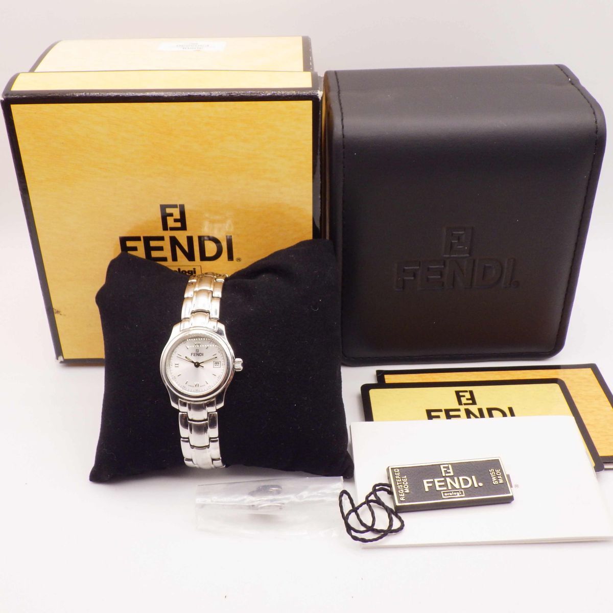 443303【1円スタート】FENDI フェンディ 稼動(dòng)品 210L オロロジ Dバックル デイト レディース 時(shí)計(jì) クオーツ ケース26mm