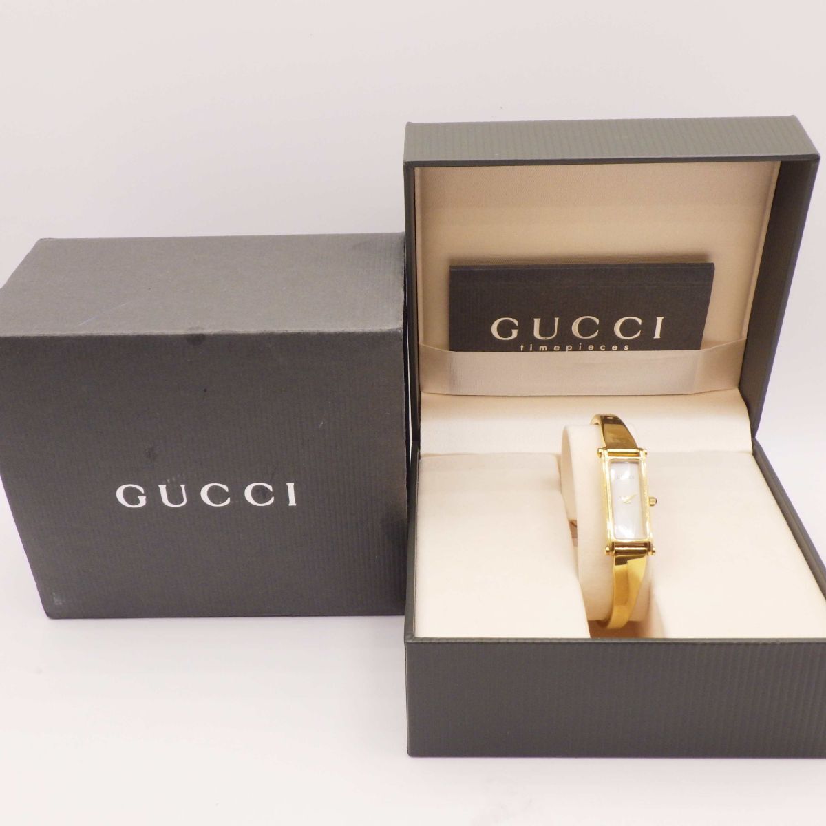 448014【1円スタート】GUCCI グッチ 稼動(dòng)品 1500L バングルウォッチ シェル文字盤(pán) レディース 時(shí)計(jì) クオーツ ケース12mm