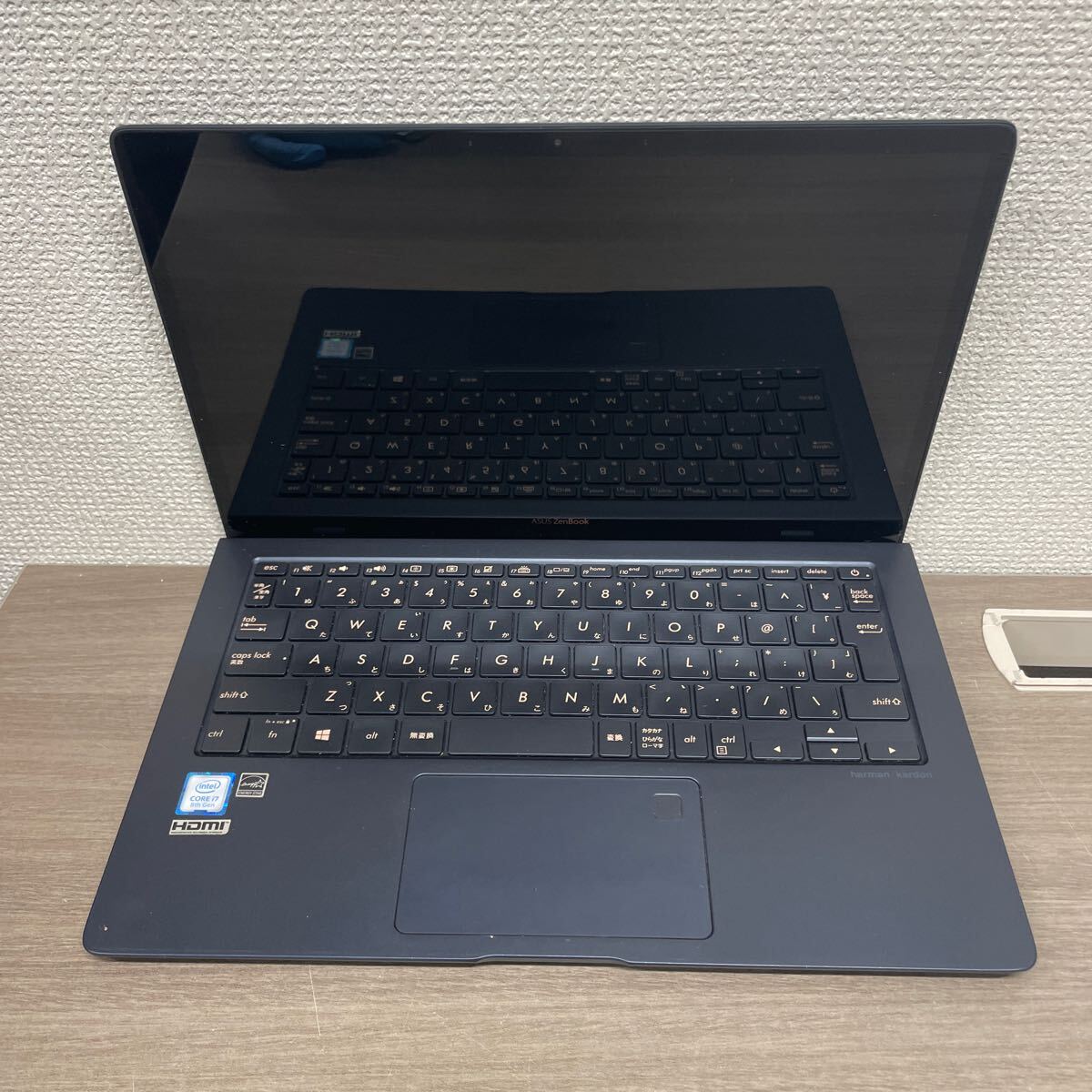 ④ASUS UX391U Corei7-8550 1.80GHz 16GB принадлежности нет ноутбук 