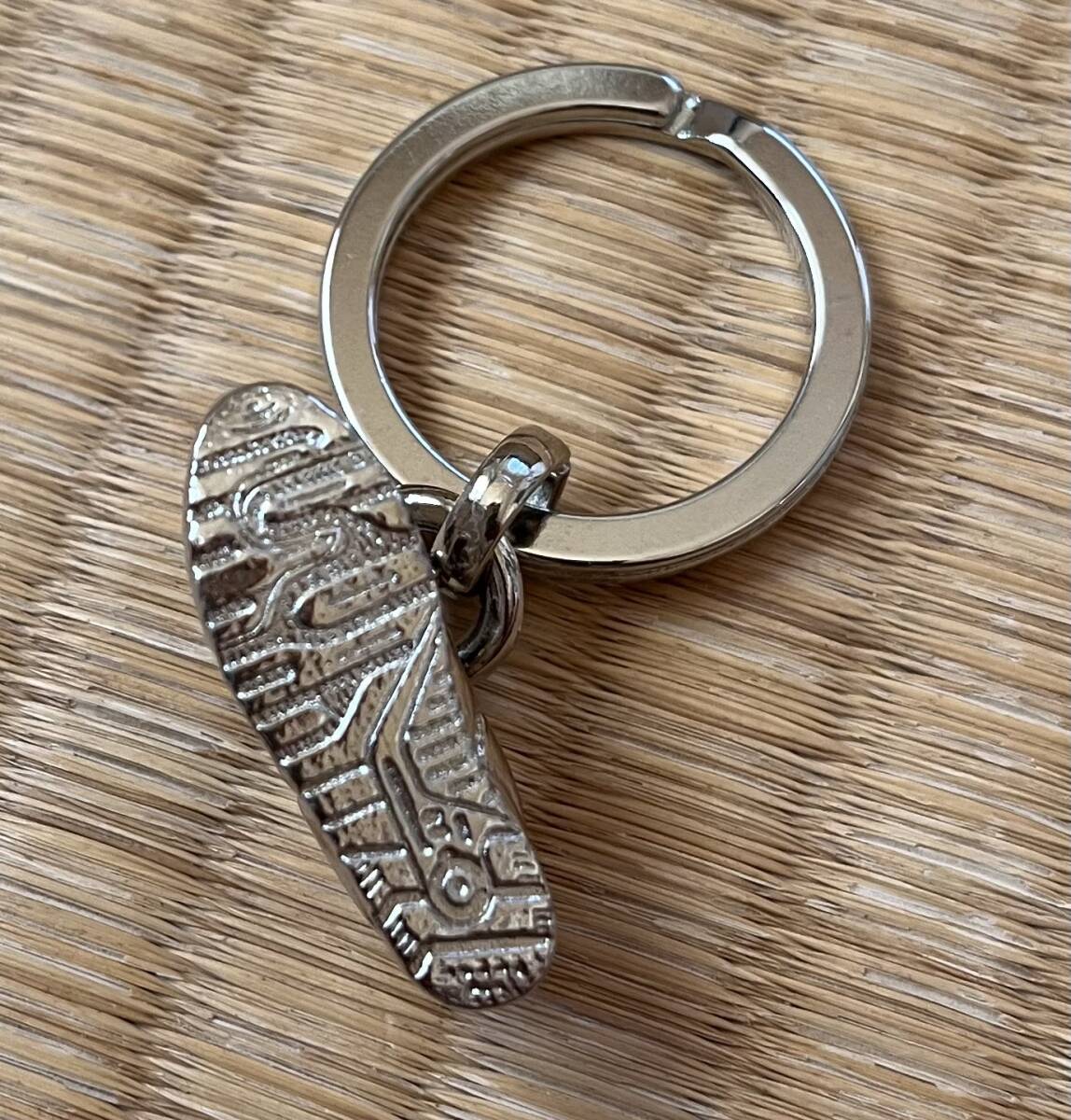 新品【new balance】靴型金属キーホルダー_画像5