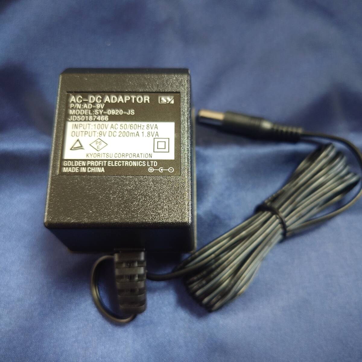 Aエフェクター用 ACアダプタ 9V DC 200mA センターマイナス AD-9V SY-0920-JS キョーリツコーポレーション _画像1