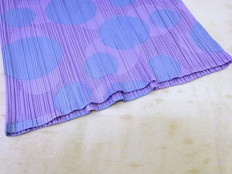 PLEATS PLEASE プリーツプリーズ プリーツドットノースリーブ 3 PP53-JK831 ISSEY MIYAKE イッセイミヤケ