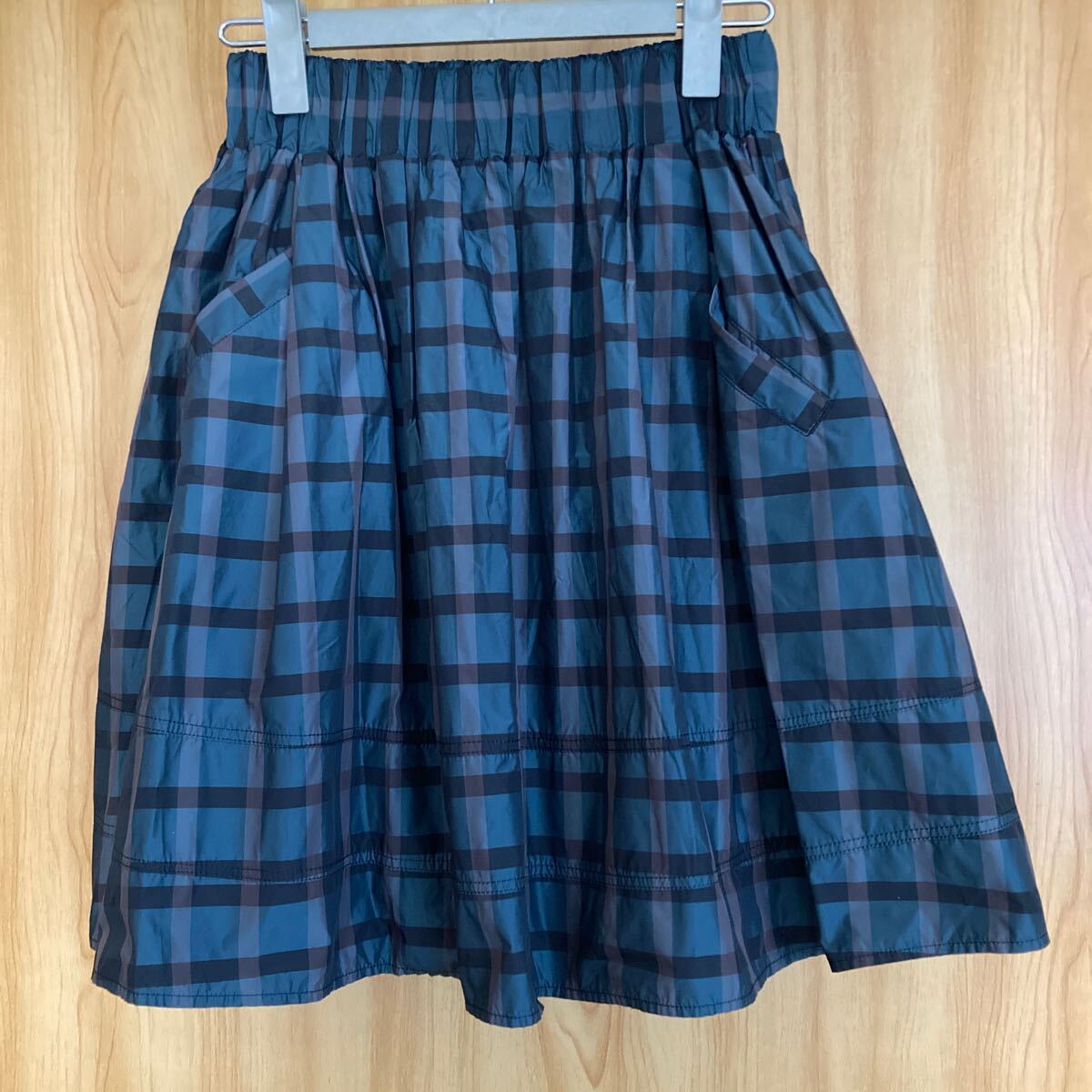 ◆超美品◆【LUCA/LADY LUCK LUCA】ルカ/レディラックルカ　チェック シャカシャカスカート 膝丈 ウエストゴム_画像1