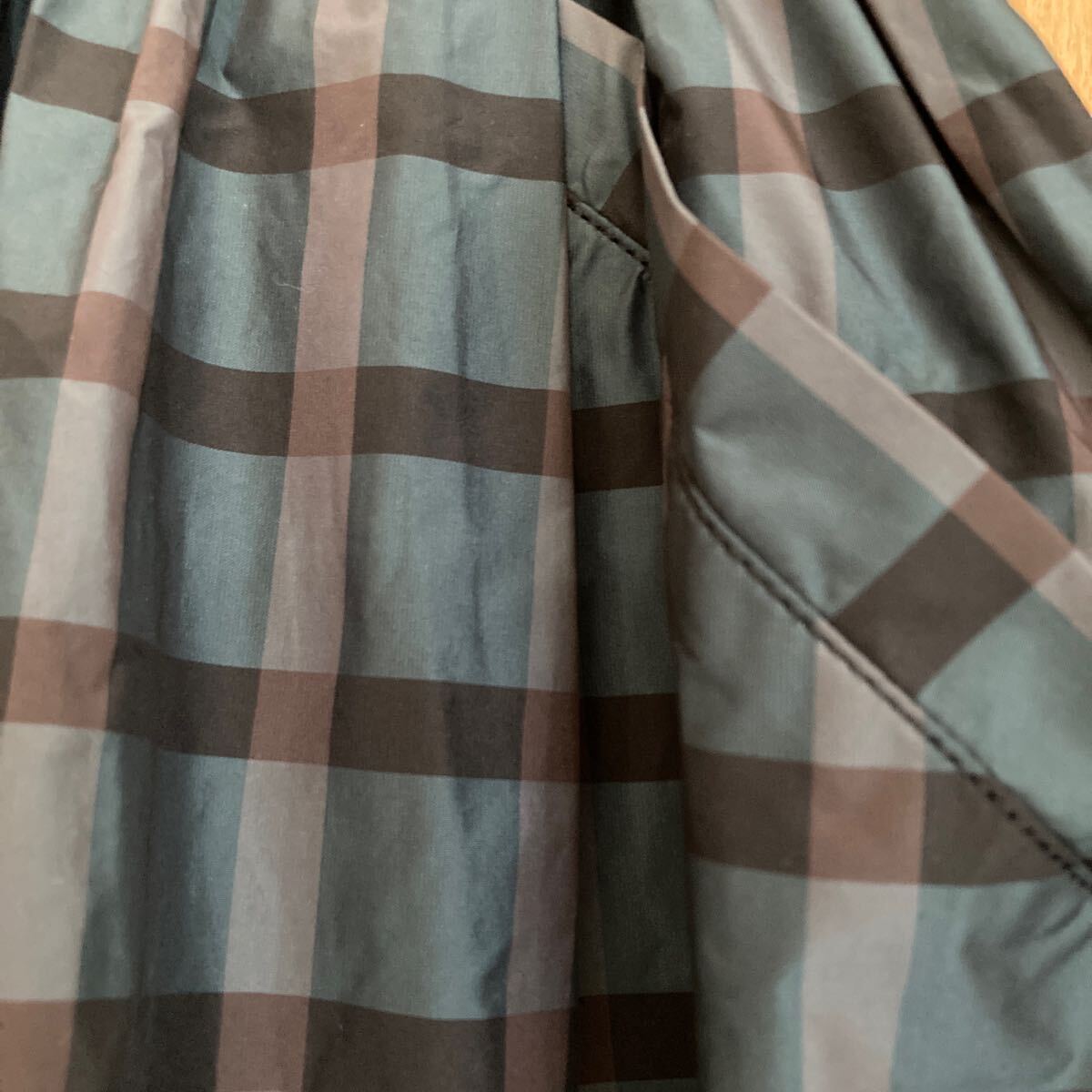 ◆超美品◆【LUCA/LADY LUCK LUCA】ルカ/レディラックルカ　チェック シャカシャカスカート 膝丈 ウエストゴム_画像2