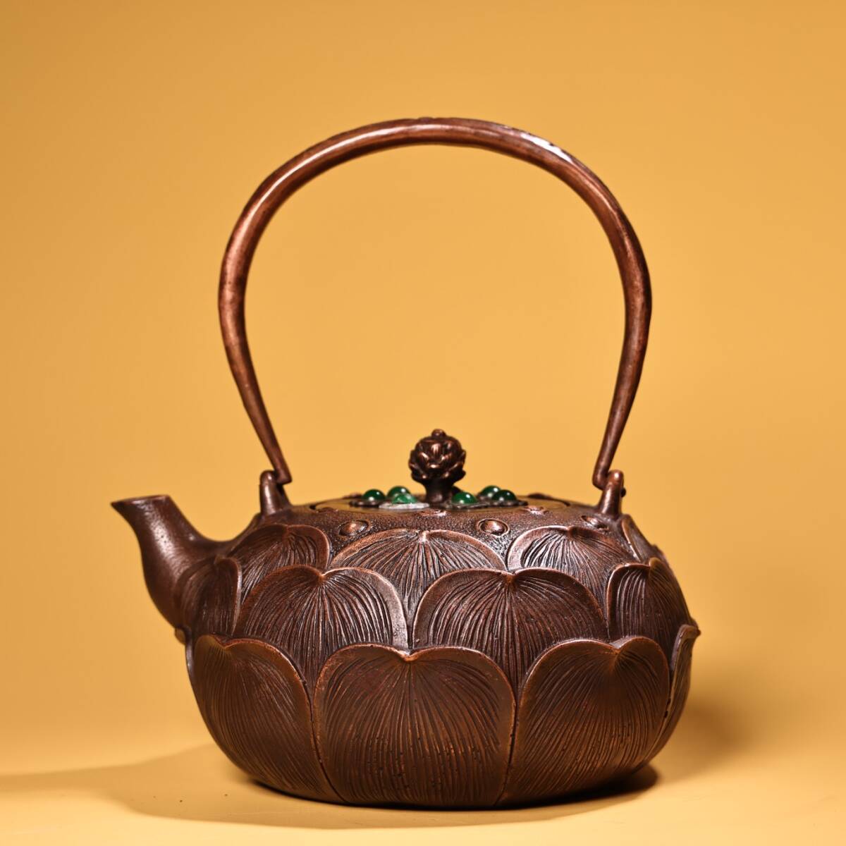 カメイガラス本人作 亀井治美 作 幻彩琳 忍冬文 花瓶 花入 1991年作