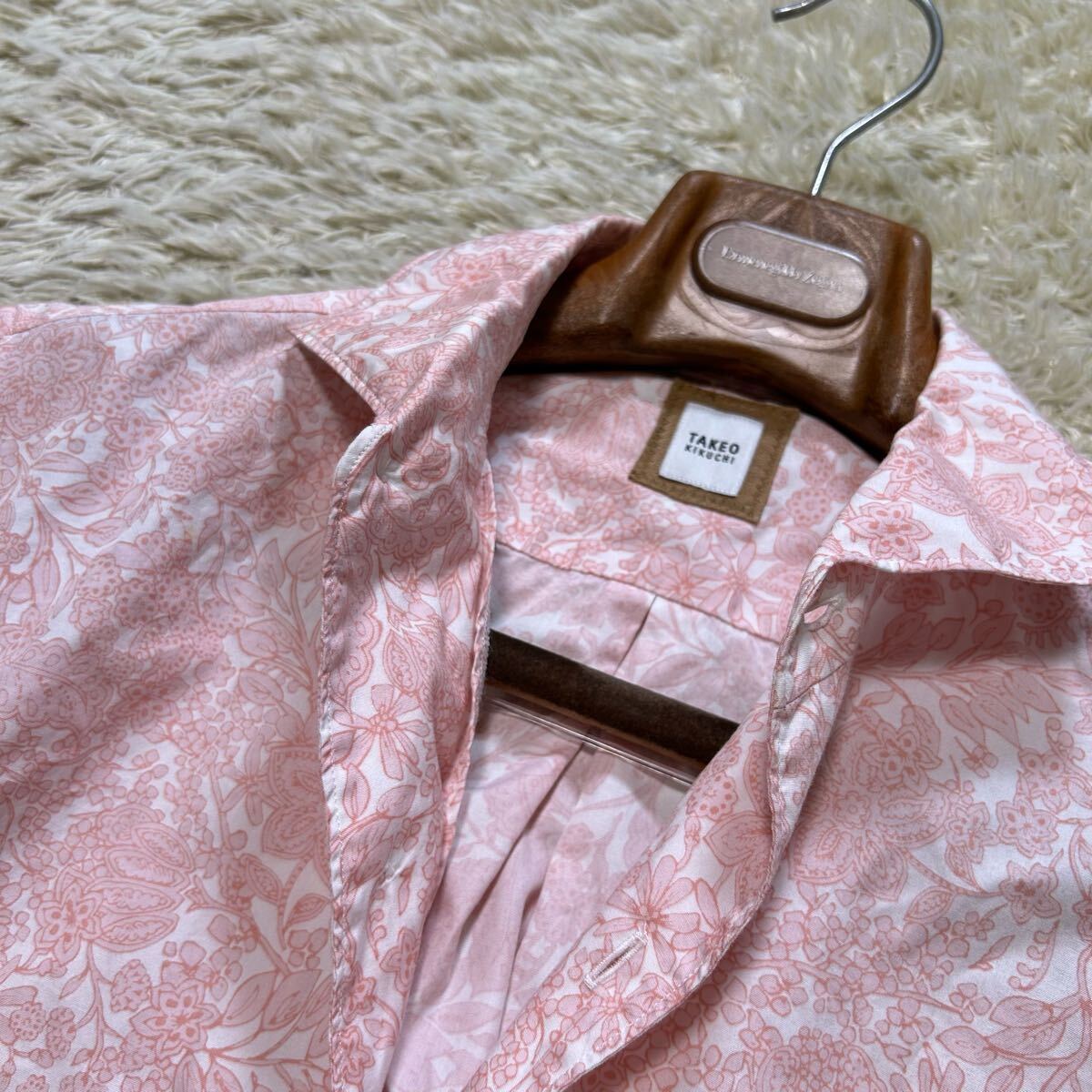 タケオキクチ【モテる一著】TAKEO KIKUCHI 長(zhǎng)袖シャツ　ワイシャツ　カッターシャツ　花柄　総柄　ピンク　L位