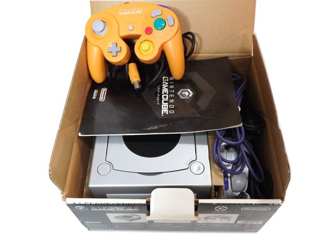  рабочий товар *Nintendo/ nintendo Game Cube DOL-001 серебряный *GAME CUBE/ контроллер ×2,AC адаптор,GBA кабель, оригинальная коробка есть 