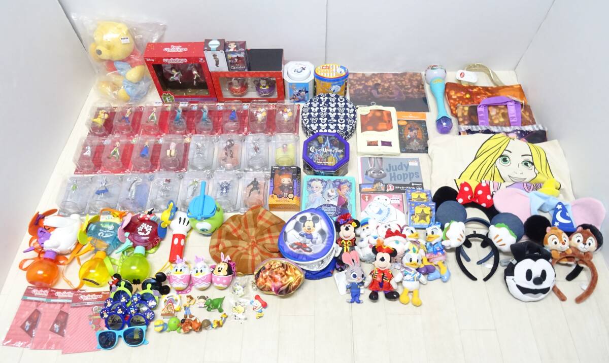 【ジャンク扱い】HO-726◆ディズニーグッズまとめ 約8kg オーナメント/カチューシャ/カプセルトイ/お菓子缶/バッグ等 中古品【同梱不可】