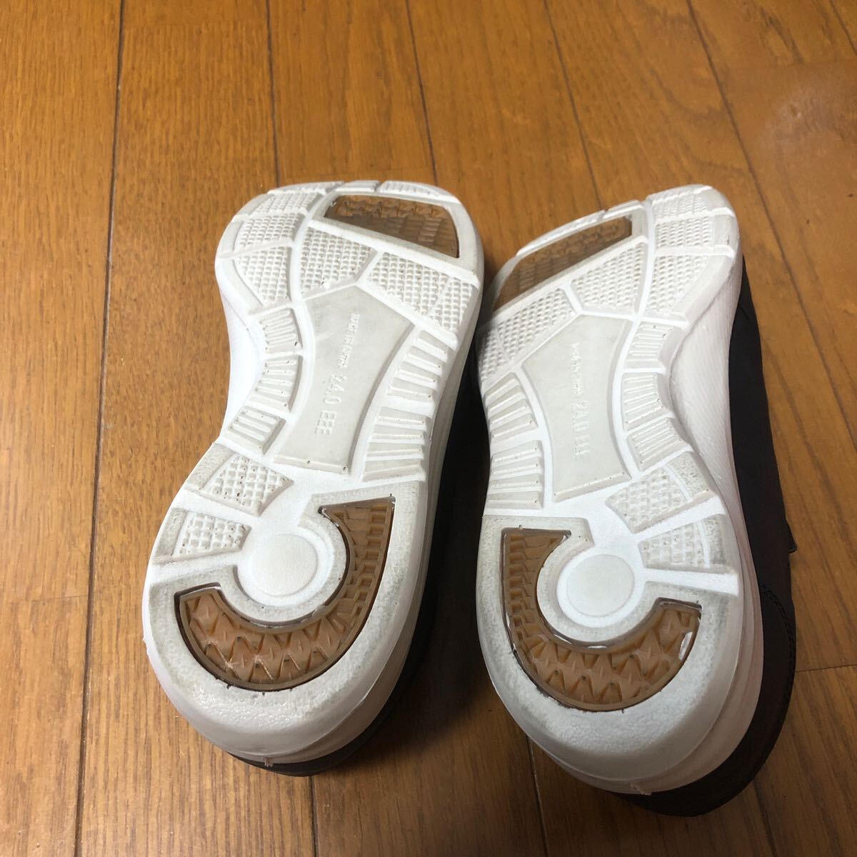 RAKUCHIN LIGHT 楽ちんライト レディース、靴、人気品、幅広 歩きやすい メッシュ ソフト 楽ちん 室内 サイズ24、極美品、洗濯済_画像2