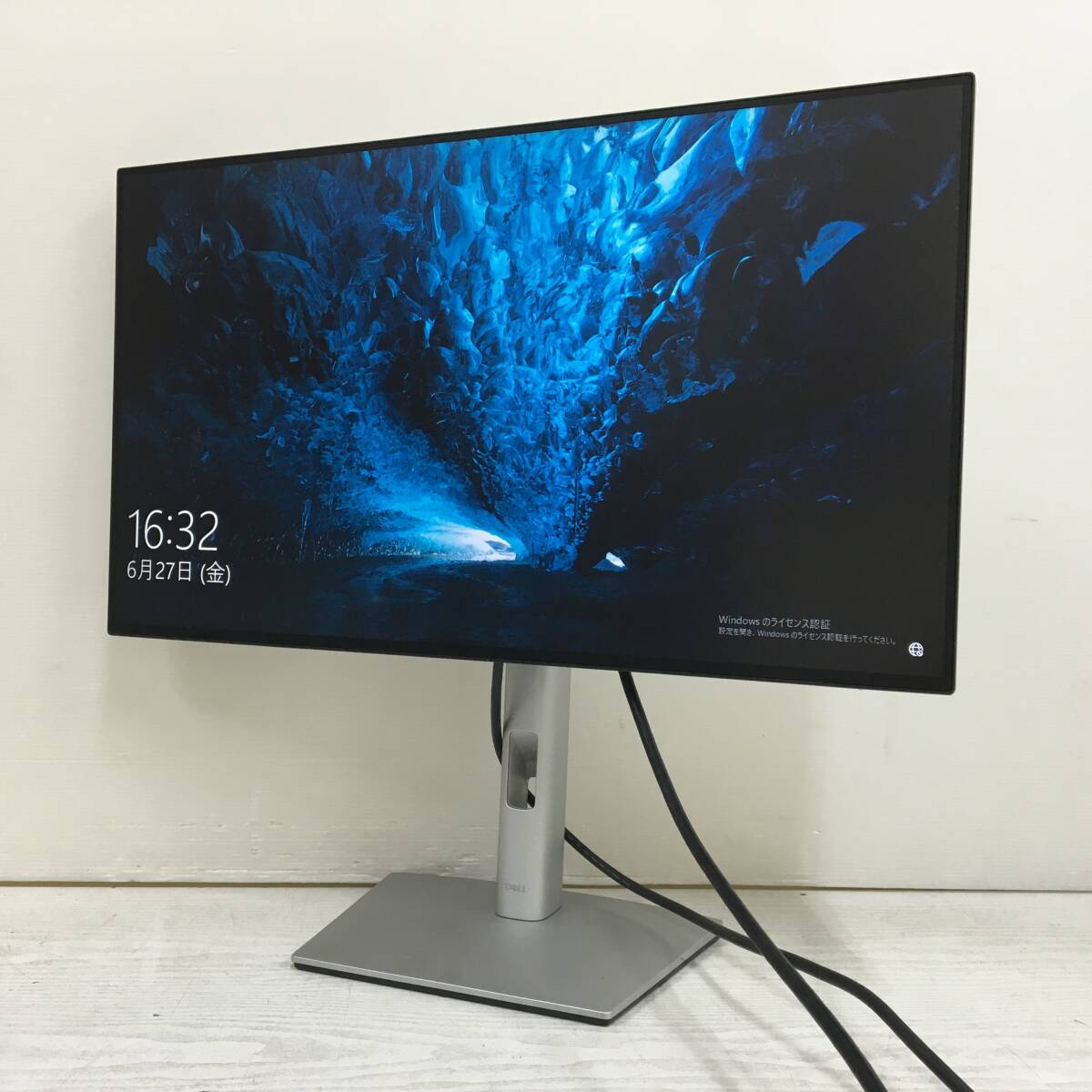 ☆【美品】DELL U2422HE ワイド液晶モニター 23.8インチ フルHD(1920x1080) 入力端子『HDMI/Displayport/USB Type-C』 動(dòng)作品