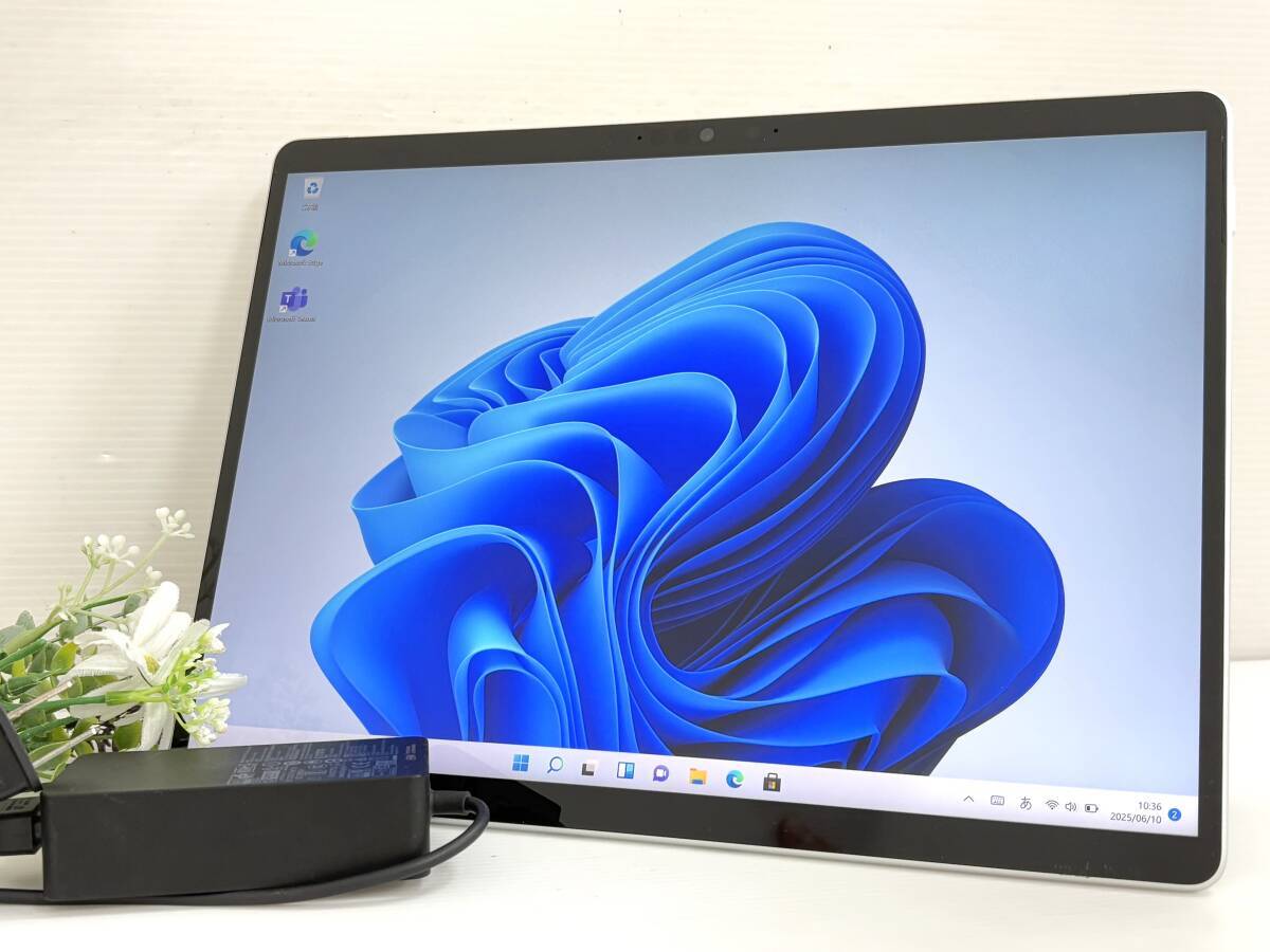 良品 バッテリー良好】Microsoft Surface Pro 8 model:1983『第
