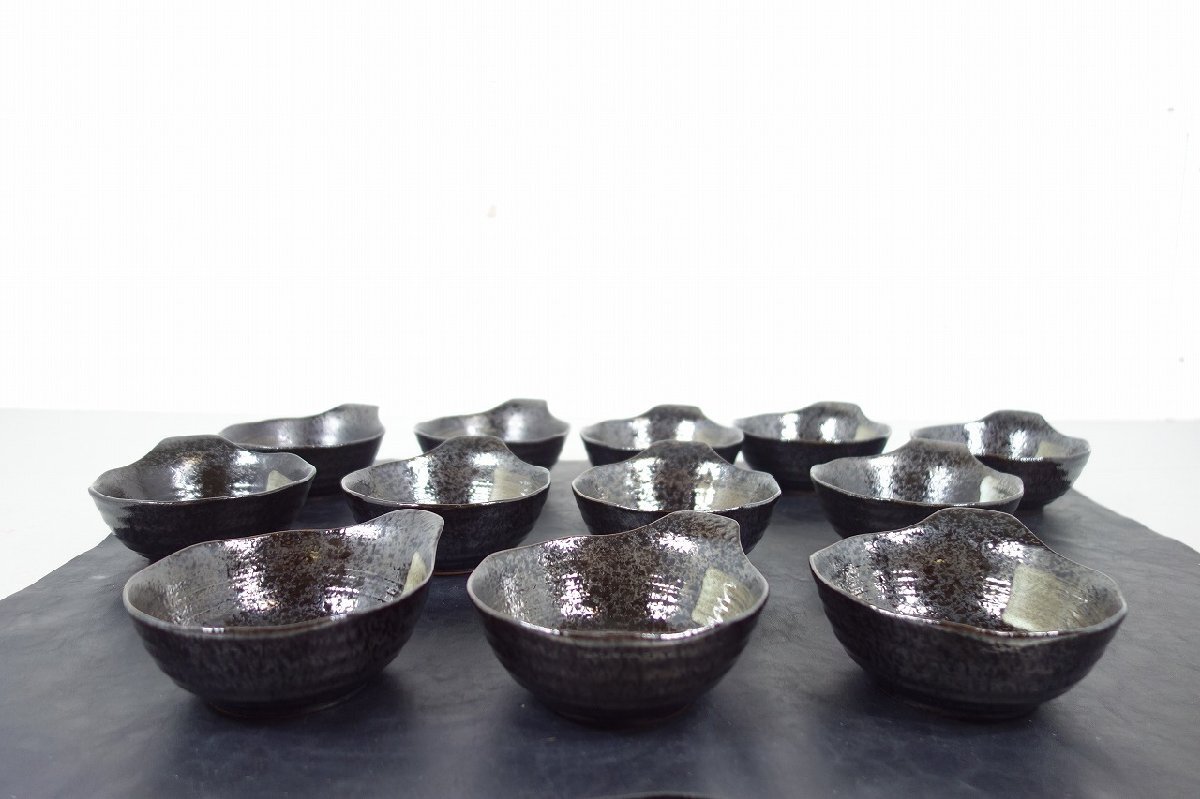 全12点 とんすい 陶器製 黒地にゴールド帯 和風皿 取り皿 盛皿 鍋料理 レストラン 居酒屋 食堂 管A-140_画像6