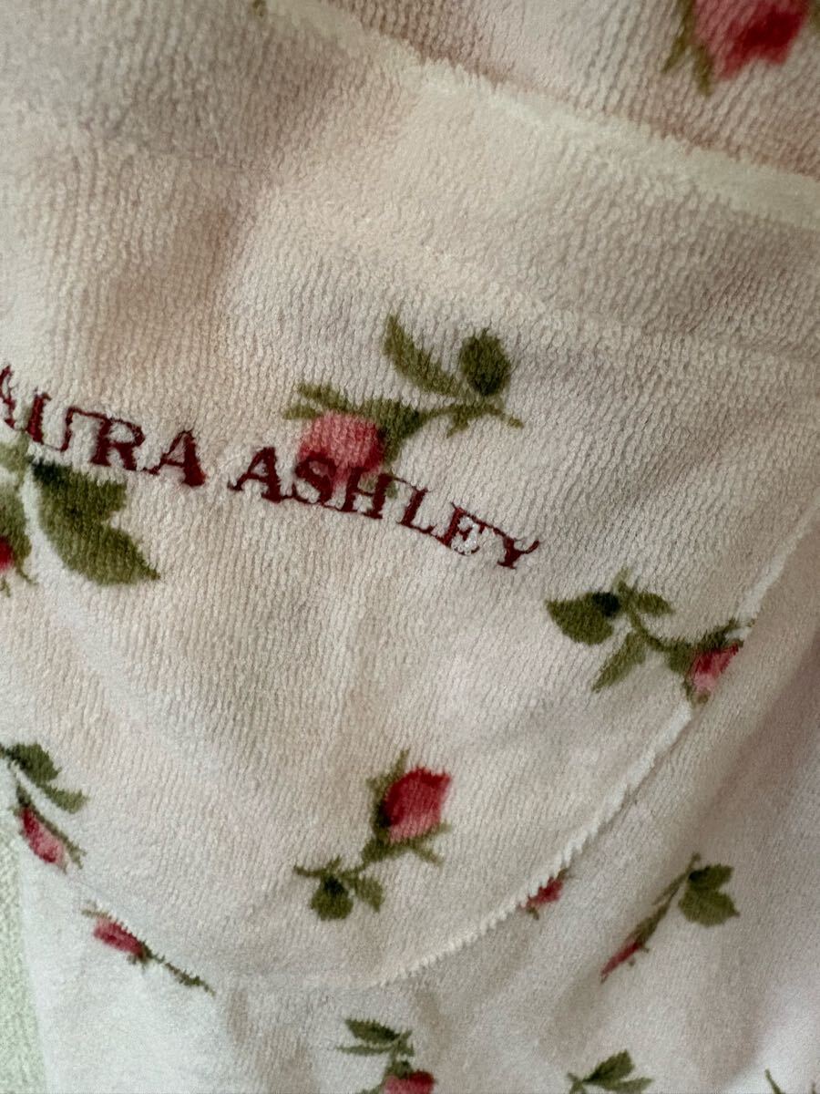 Laura Ashley ローラアシュレイ【新品】ニットパイルパジャマワンピースピンク系