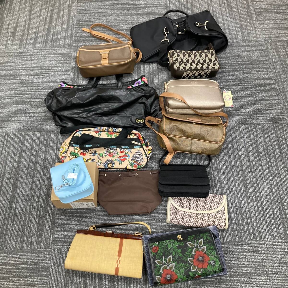  сумка суммировать Feiler FEILER Lesportsac Lancel LANCEL pierre cardin MonteRosso GIANFRANCO LOTTI Ooshima эпонж #12196
