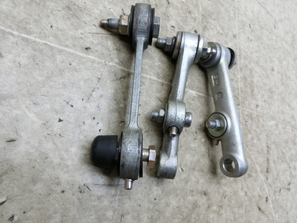 HX8012 シグナス125-1/ CYGNUS125 XC125/2YM フロントフォークリンク 50V-0270