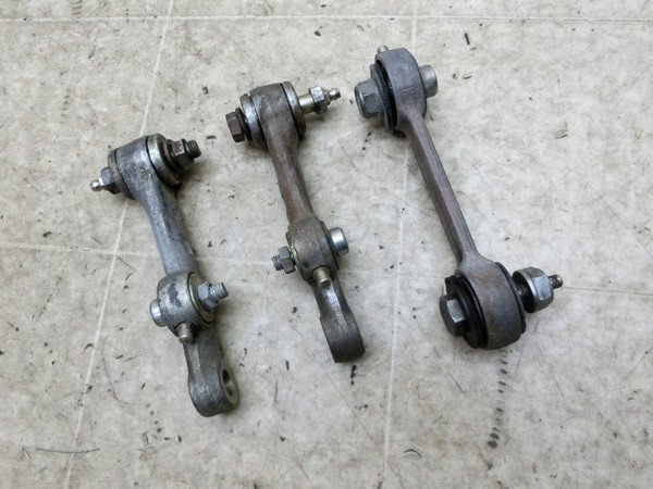 HX7111 シグナス125-1/ CYGNUS125 XC125/2YM フロントフォークリンク 50V-0092