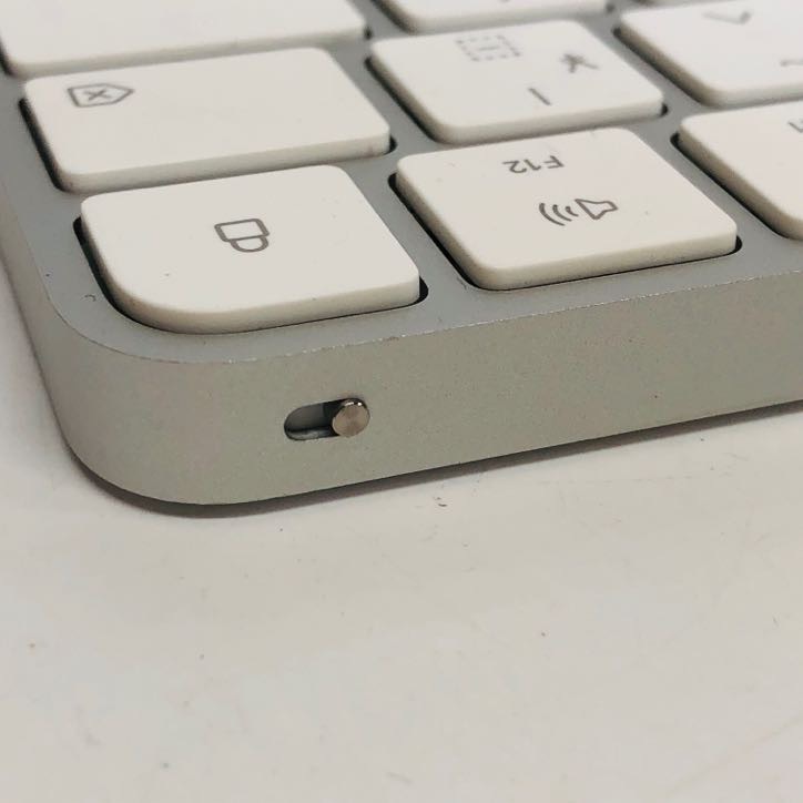 ●動作品 アップル A2450 マジックキーボード Apple Magic Keyboard 日本語(JIS) ワイヤレス タイピング PC周辺機(jī)器 S4287