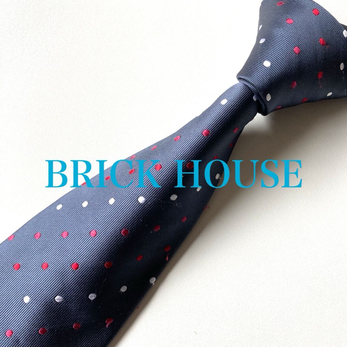ネクタイ BRICK HOUSE 東京シャツ ブランド グレー系 ポリエステル 洗えるネクタイ ドット柄 ビジネス リクルート 即決_画像1