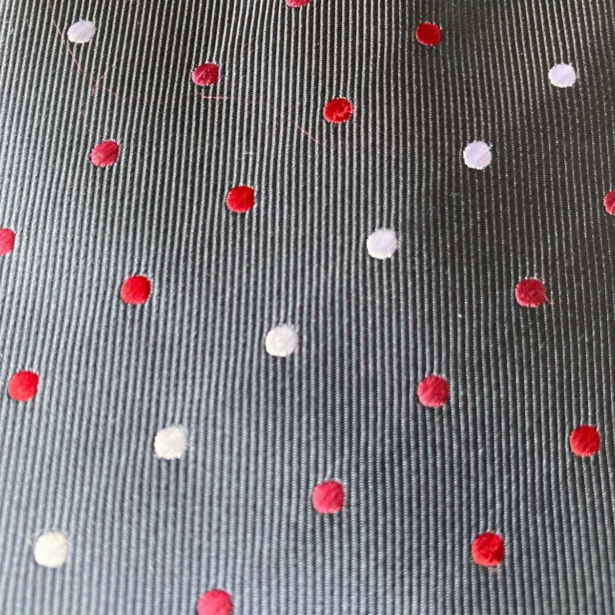 ネクタイ BRICK HOUSE 東京シャツ ブランド グレー系 ポリエステル 洗えるネクタイ ドット柄 ビジネス リクルート 即決_画像4