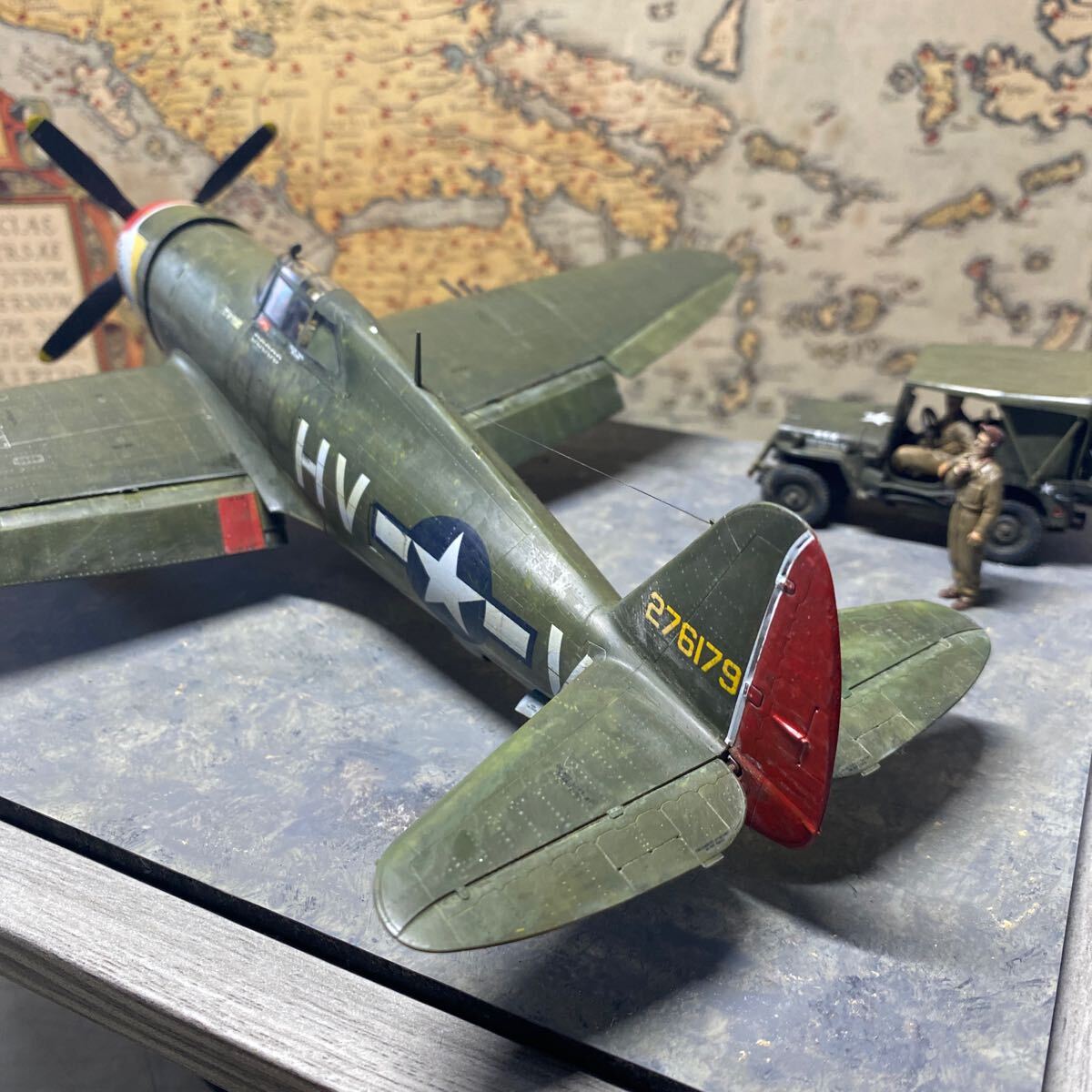 1|48 P47D Thunderbolt re. The - упаковка истребитель Jeep есть конечный продукт 