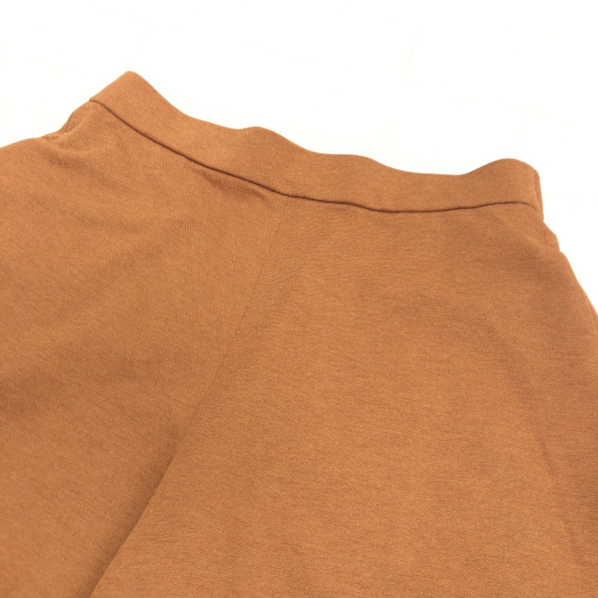 美品 yangany ヤンガニー 定価15,000円+税 ノルディスフラット フレアーパンツ 36 キャメル 日本製 ワイド ガウチョパンツ イージーパンツ_画像4