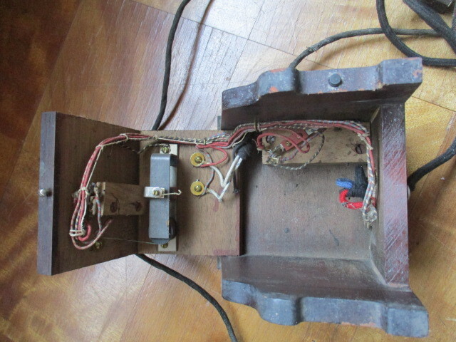 家庭電話　木製電話機 戦前黒電話カレンダー オブジェインテリアレトロビンテージアンティーク _画像6