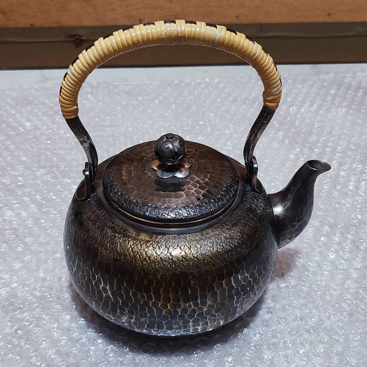 秀峯堂造 茶道具 銀いぶし仕上げ 急須 467g 秀峯堂造 茶道具 銀いぶし仕上げ 急須 467g