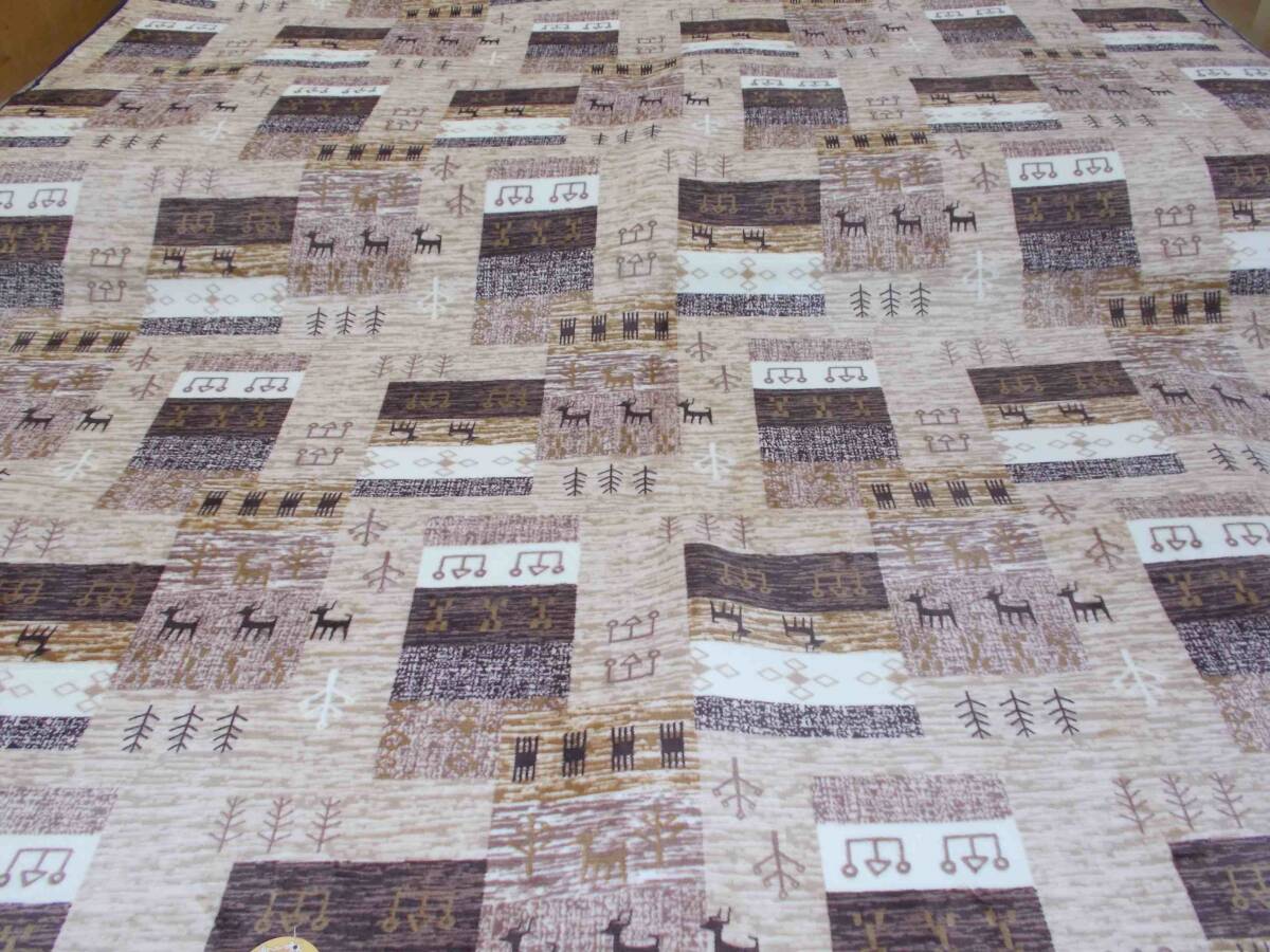 ラグ 185×240cm 約3帖 フランネル 中材にウレタン入り 電子カーペット対応カーペットジュータン長方形 畳める沖縄、諸島部は不可 _画像2