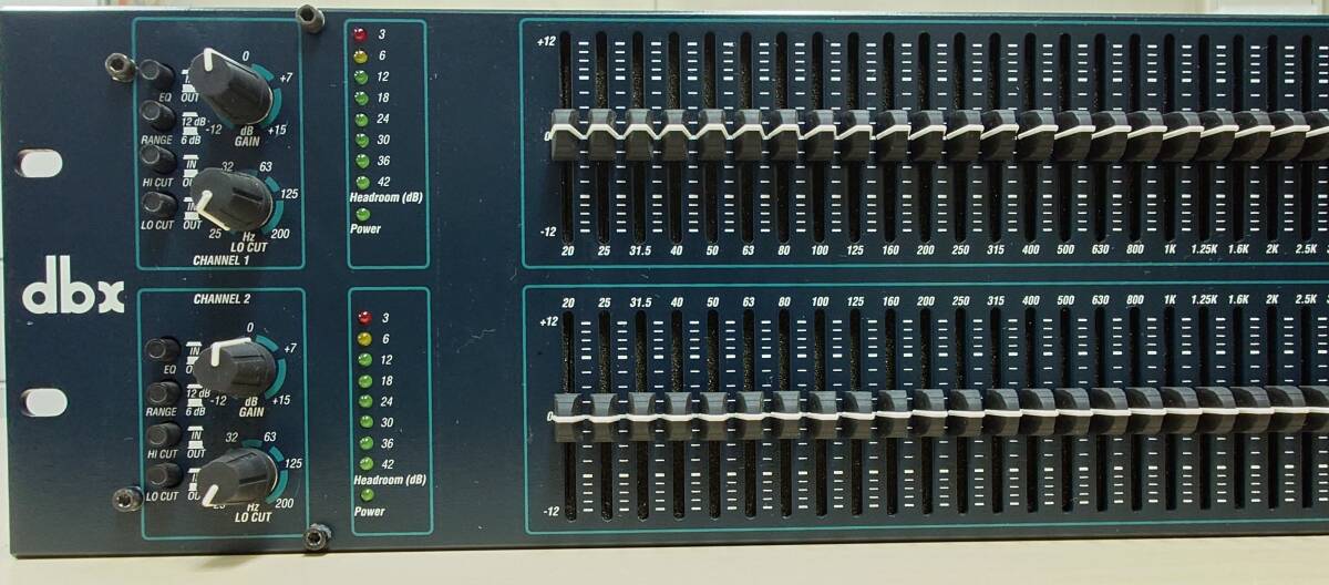 dbx 3231L グラフィックイコライザー GEQ 本體のみ 電源は入りません ※ジャンク扱い品 パーツ取りなどにお使いください