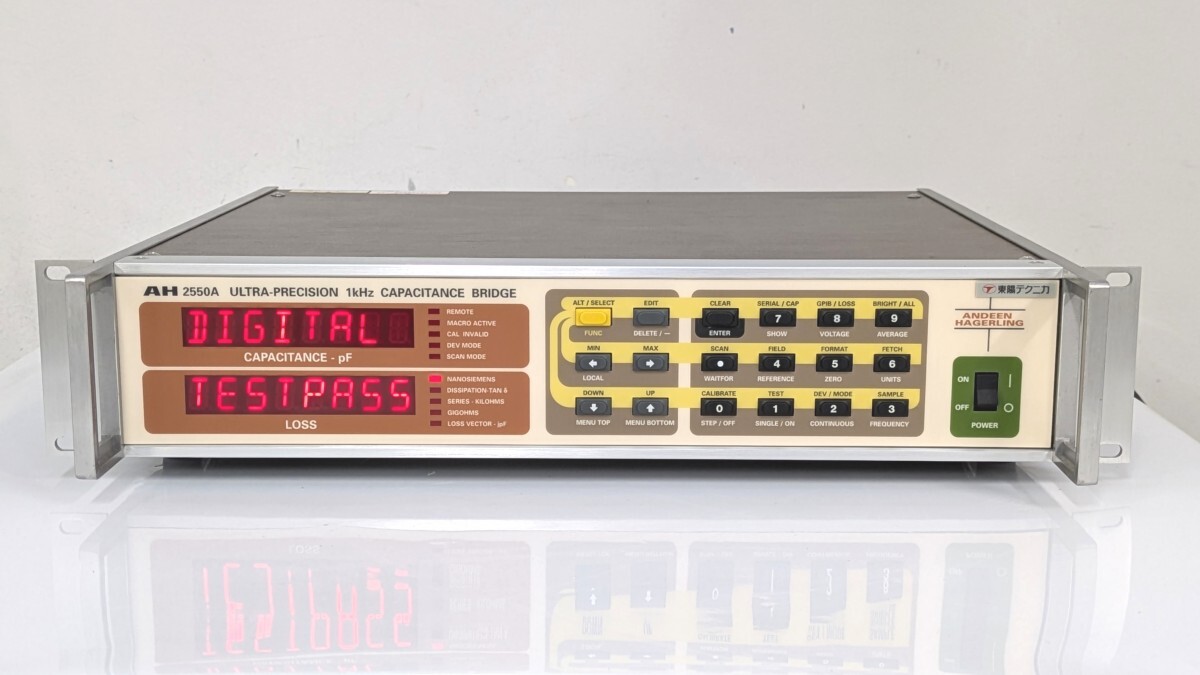 2550A (動作確認済み) キャパシタンスブリッジ Andeen-Hagerling S/N:00100275 その他