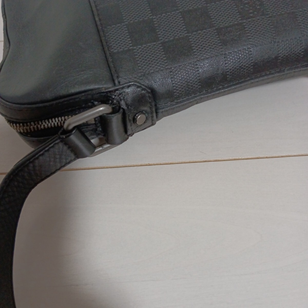1 иен [ трудно найти товар ]LOUIS VUITTON Louis Vuitton Damier Efini небольшая сумочка dist likto мужской sakoshu сумка на плечо 