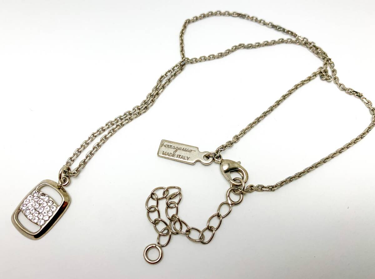 Ferragamo Ferragamo стразы vala колье аксессуары женский * post сотрудничество .. . отправка будет.